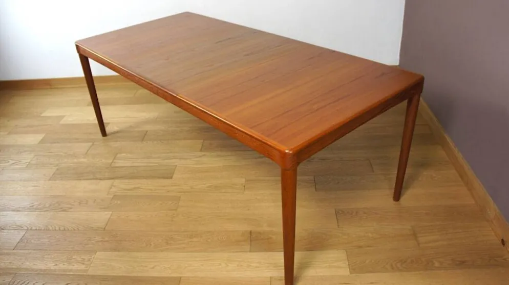 Table de Repas Danoise en Teck de Henry Walter Klein Édition Bramin 1960