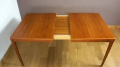 Table de Repas Danoise en Teck de Henry Walter Klein Édition Bramin 1960
