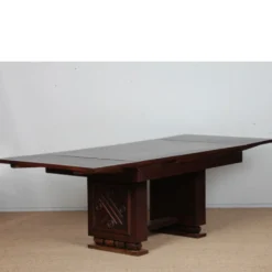 Table de repas dans le goût de Charles Dudouyt, 1940