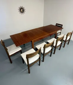 Table de repas extensible design italien 60 palissandre géométrique