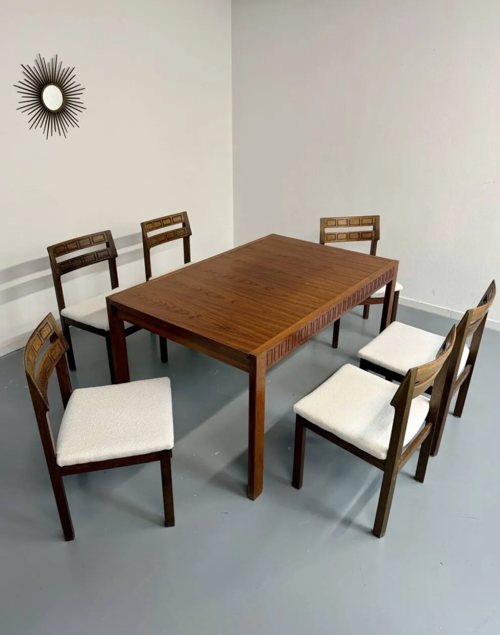 Table de repas extensible design italien 60 palissandre géométrique