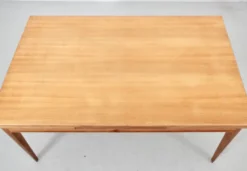 Table de repas extensible en acajou blond