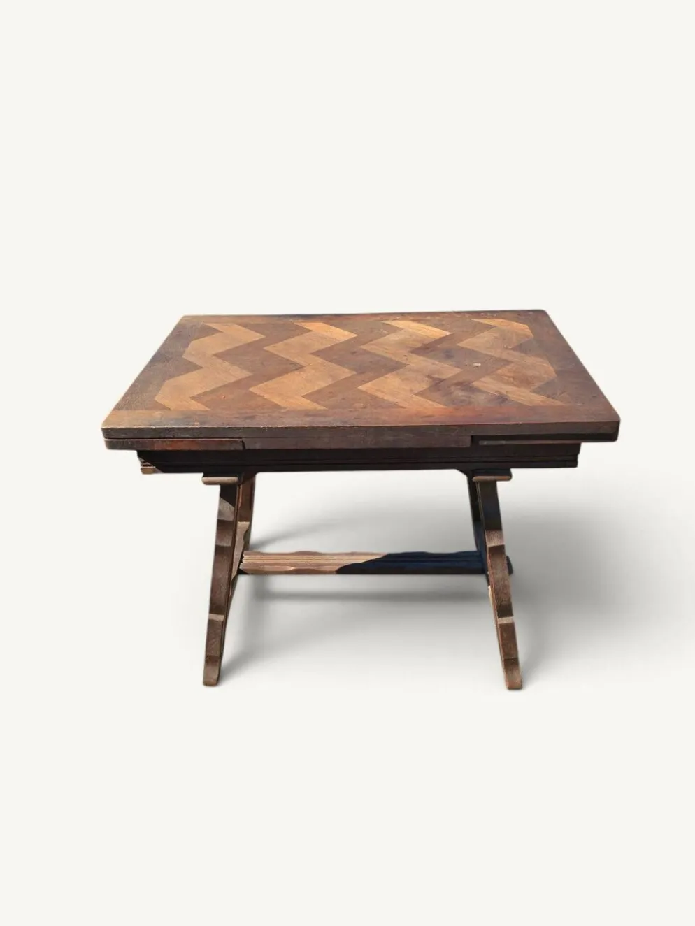 Table de repas extensible rustique en chêne parqueté
