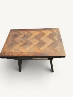 Table de repas extensible rustique en chêne parqueté