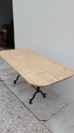 Table de restaurant bistrot en fonte -1m76
