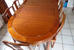 Table de salle à manger