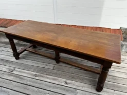 Table de salle à manger