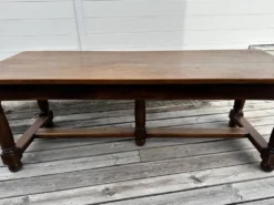 Table de salle à manger