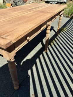 Table de salle à manger