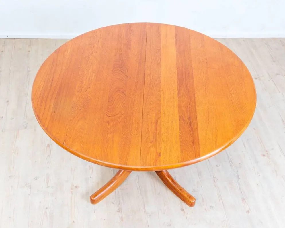 Table de salle à manger années 70 en teck massif, au design scandinave