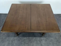 Table de salle à manger en acajou de style Art & Craft