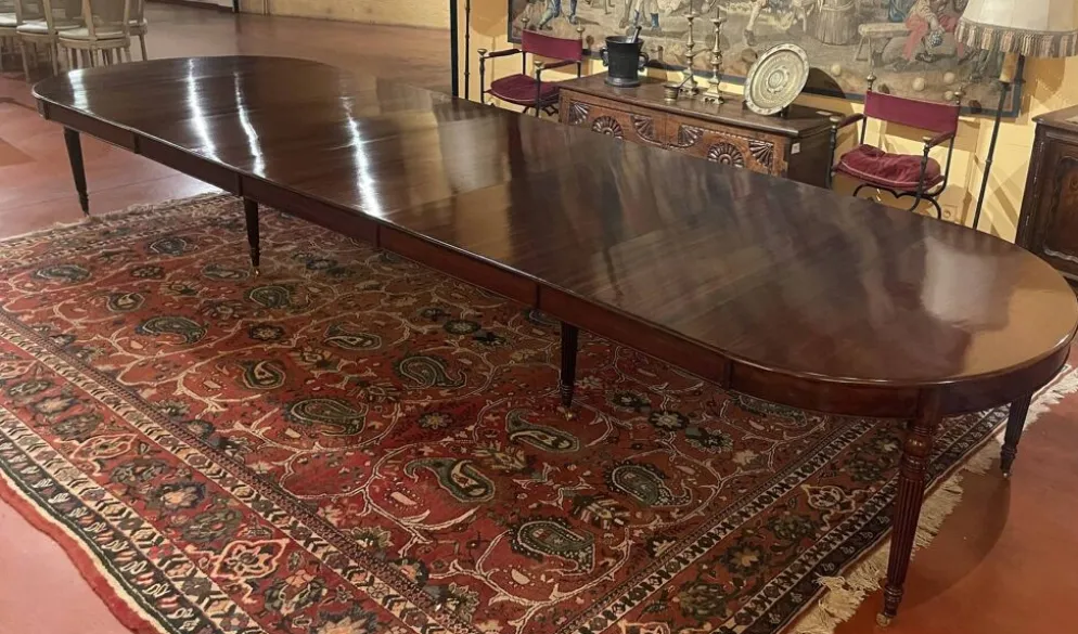 Table de salle à manger extensible d'époque Louis XVI en acajou à bandeau d