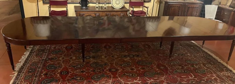 Table de salle à manger extensible d'époque Louis XVI en acajou à bandeau d