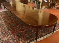 Table de salle à manger extensible d'époque Louis XVI en acajou à bandeau d