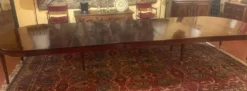 Table de salle à manger extensible d'époque Louis XVI en acajou à bandeau d