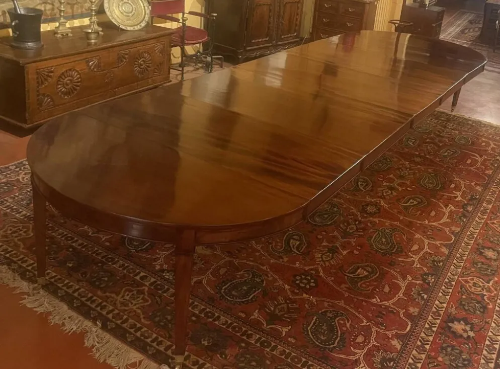 Table de salle à manger extensible d'époque Louis XVI en acajou à bandeau d