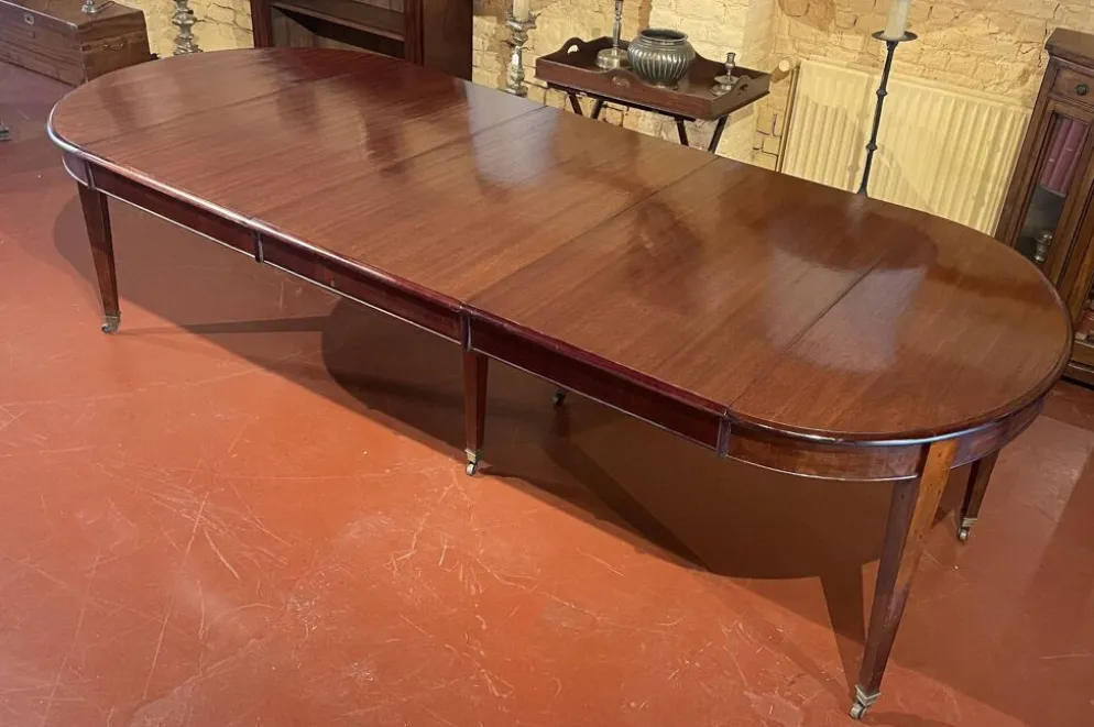 Table de salle à manger extensible Louis XVI en acajou à bandeau -19° siècl