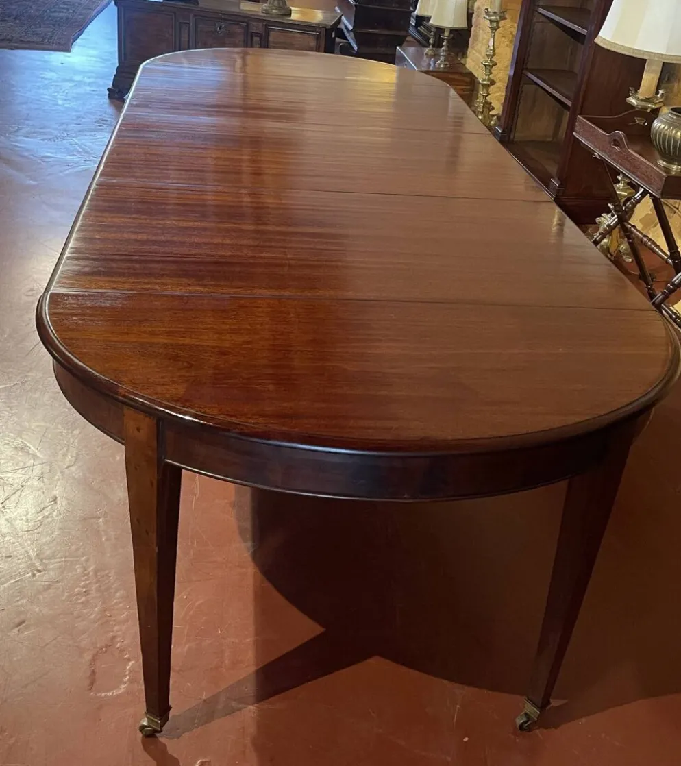 Table de salle à manger extensible Louis XVI en acajou à bandeau -19° siècl
