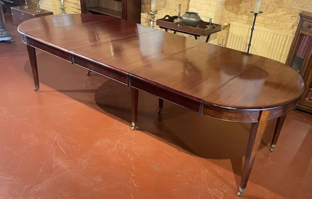 Table de salle à manger extensible Louis XVI en acajou à bandeau -19° siècl