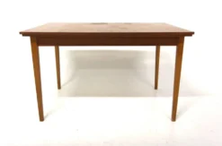 Table de salle à manger
