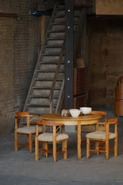 Table de salle à manger ronde en Oak du milieu du siècle avec trois rallonges, modernité danoise, années 1960