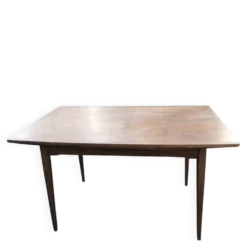 Table de salle à manger vintage