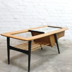 Table de salon - bar modèle 210 par Alfred Hendrickx pour Belform 1956