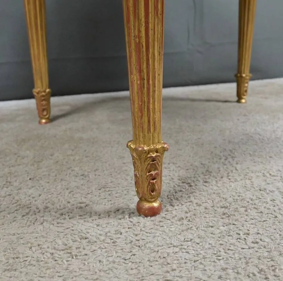 Table de Salon en Marbre & Bois Doré à l’Or fin, style Louis XVI – Milieu XXe