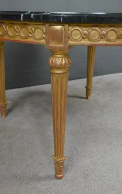 Table de Salon en Marbre & Bois Doré à l’Or fin, style Louis XVI – Milieu XXe