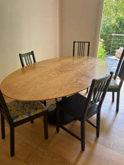 Table de salon ( inspiration italienne Tulip Knoll)