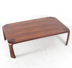 Table de salon par Tendo Mokko