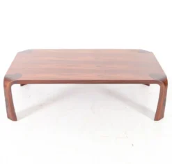 Table de salon par Tendo Mokko
