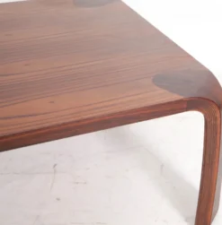 Table de salon par Tendo Mokko
