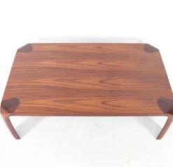 Table de salon par Tendo Mokko