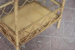 Table desserte rotin vintage, table d'appoint sur 2 niveaux