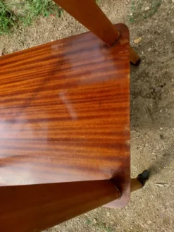 Table desserte roulante