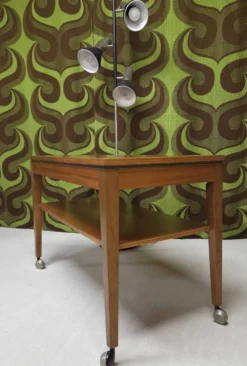 Table desserte roulette teck 1970