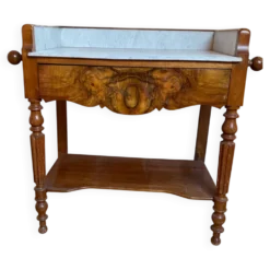 Table de toilette