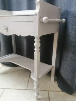Table de toilette