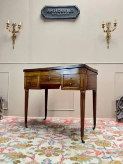 Table De Toilette Dite Coiffeuse D’homme En Acajou D’époque Louis XVI XVIII
