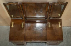 Table de toilette gothique en noyer Burr & Burl avec ferrures en laiton