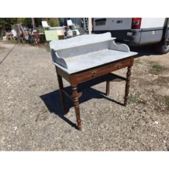 Table de toilette marbre blanc