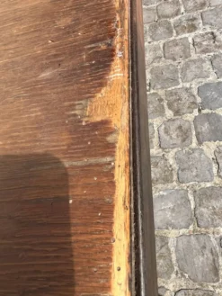 Table de travail en fonte et bois