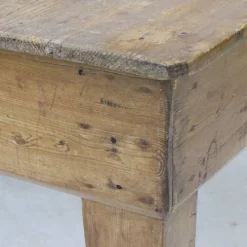 Table de travail en pin