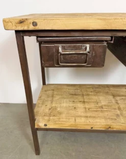 Table de travail industrielle vintage, années 1960