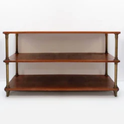 Table d'exposition française à trois niveaux d'une boutique - 1900s