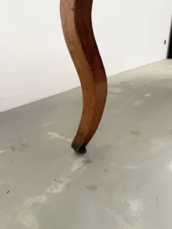 Table, drapière en noyer, XIXème s.