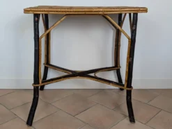 Table en bois et rotin 1920