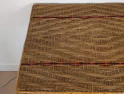 Table en bois et rotin 1920
