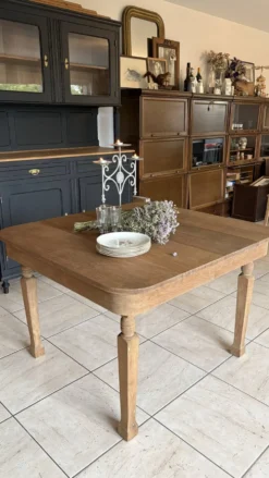Table en chêne avec rallonges